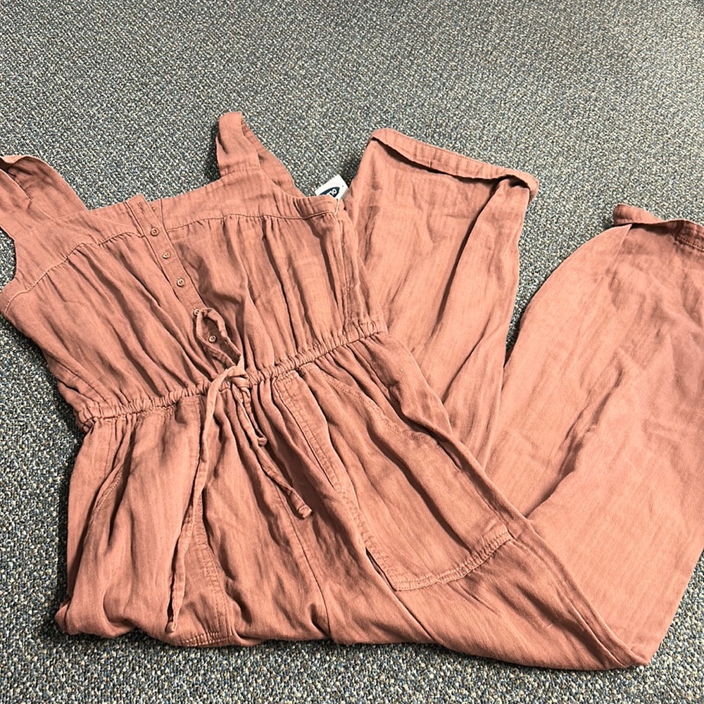 Old navy jumpsuit M
